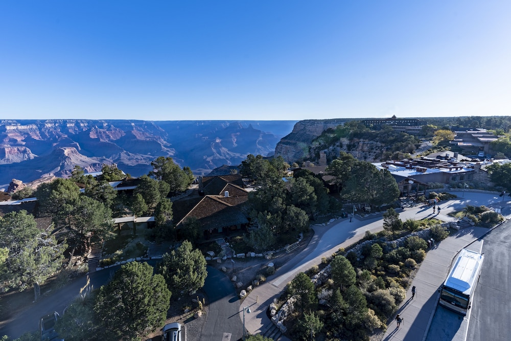 Bright Angel Lodge 18/22