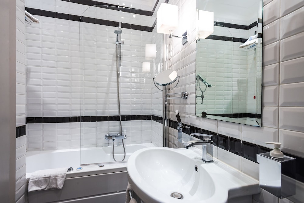 Mdm Luxury Rooms Guest House 40/50