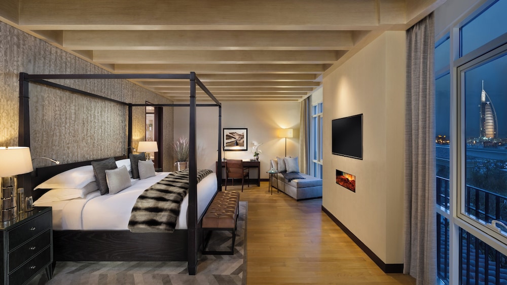 3 BEDROOMS, ASPEN SKI, CHALET, BUTLER