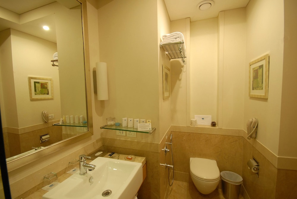Radisson Noida 66/69