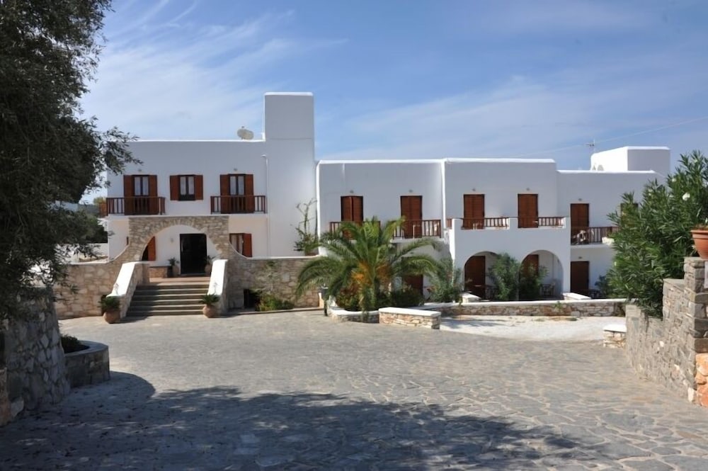Eri Hotel 58/62