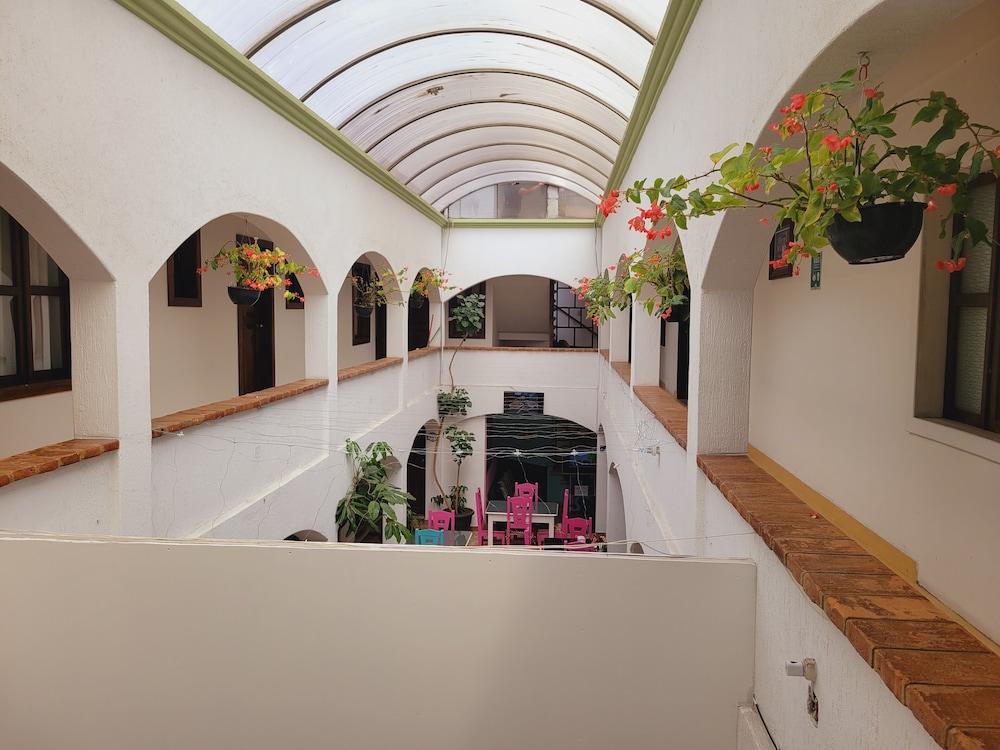 Hotel Jardines de Luz 31/49