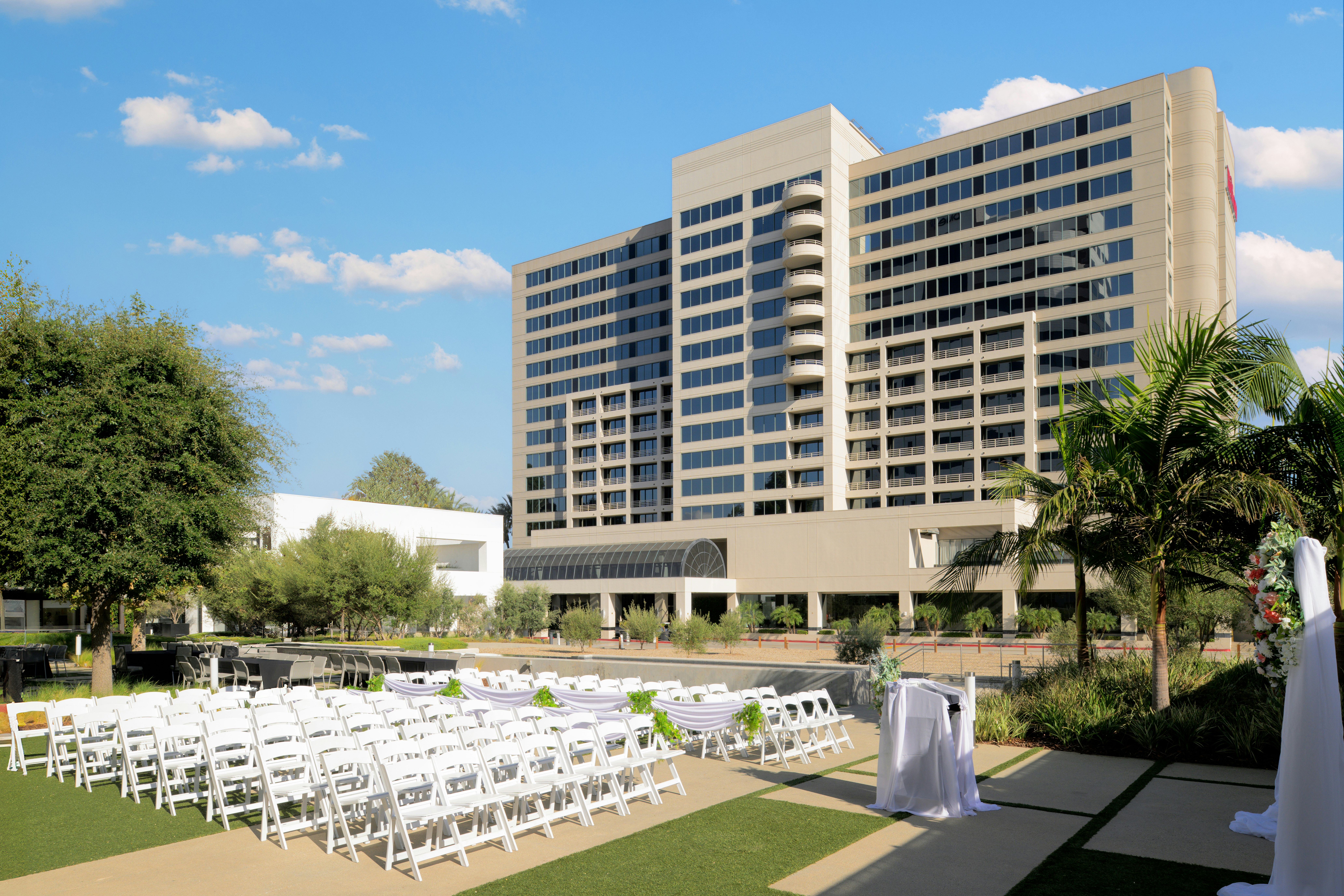 Hilton Woodland Hills Los Angeles 5/67