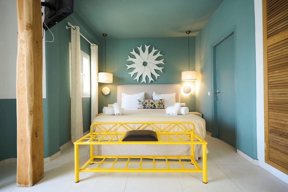 Superior, Double Bed, Partial Sea View