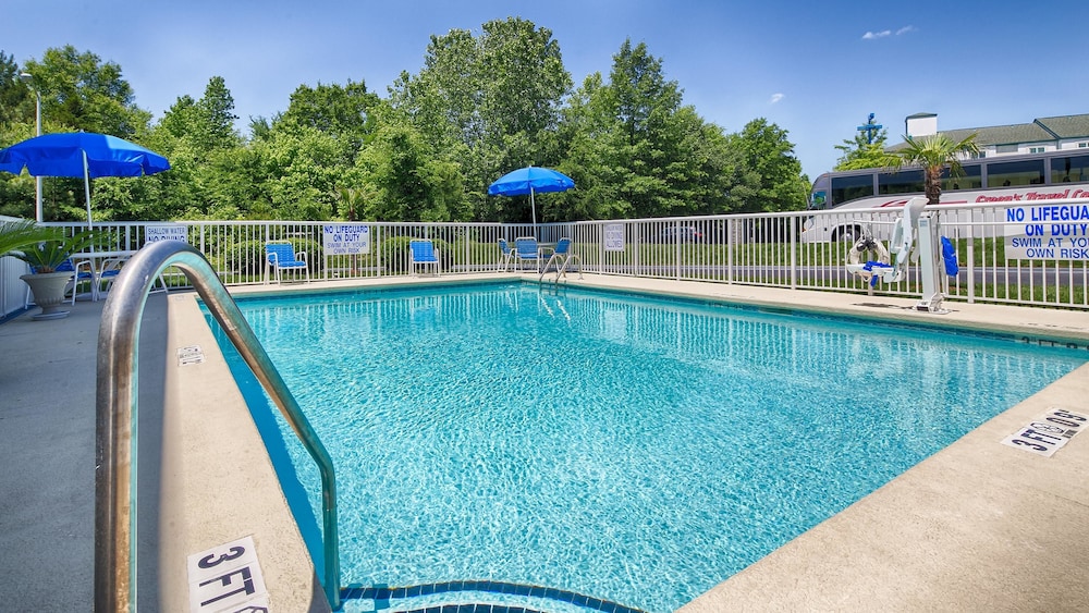 Best Western Carowinds 3/31