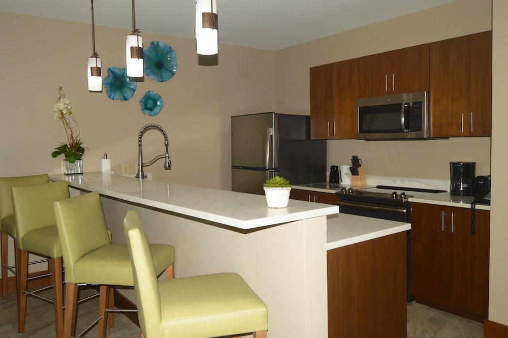JW Marriott St. Maarten Beach Resort & Spa 7/50