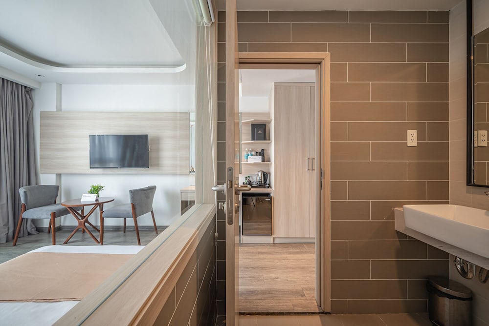 Cozrum Homes - Sonata Residence 47/50