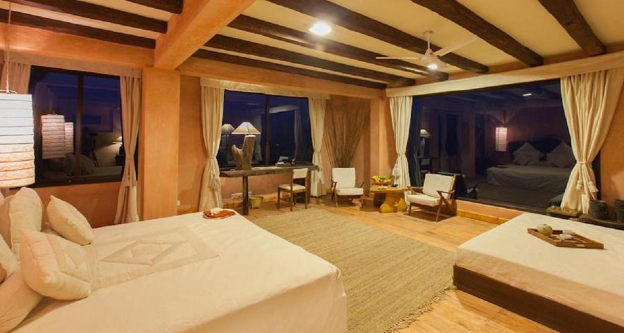 Suite, Queen Bed