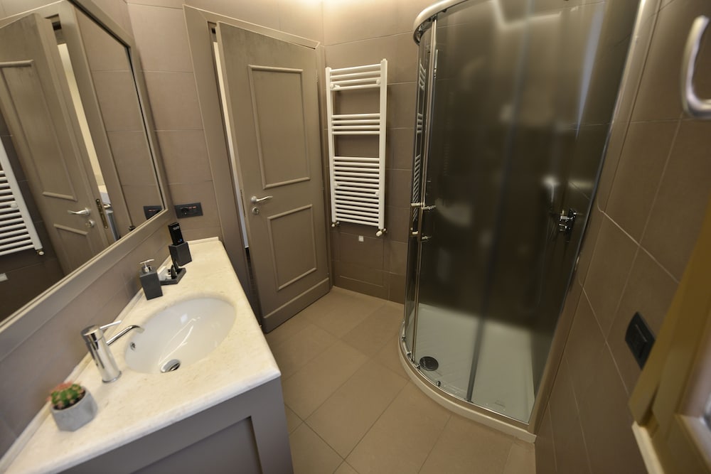 PETIT HOTEL ELITA 8/38
