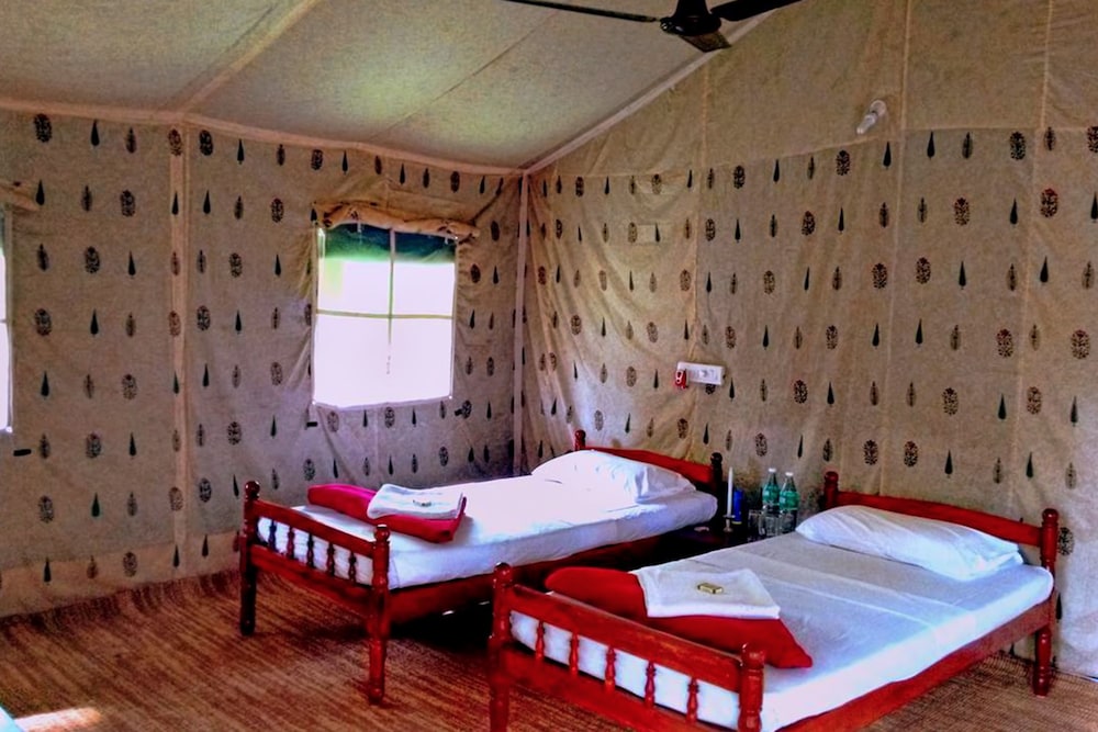 Amritara Riverside Luxury Tents 7/50
