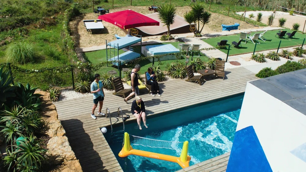 WOT Ericeira Surf Social 42/50