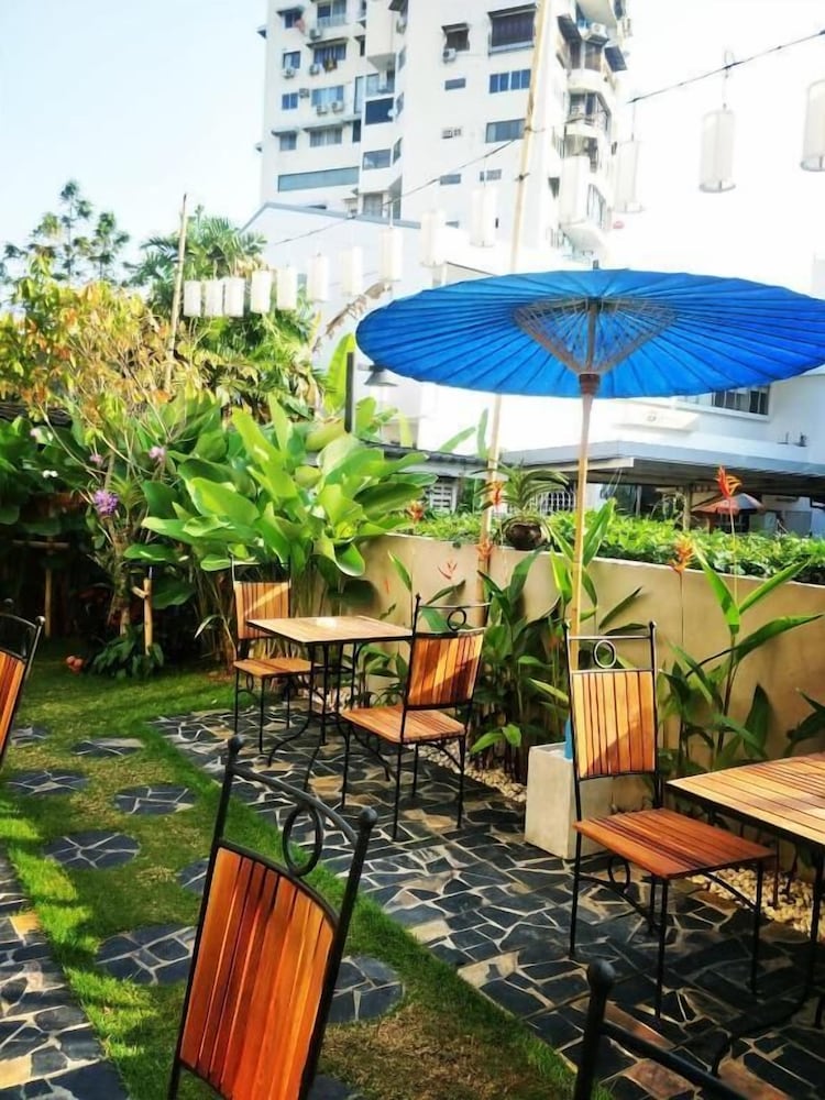 The Signature Hotel @ Thapae 39/50