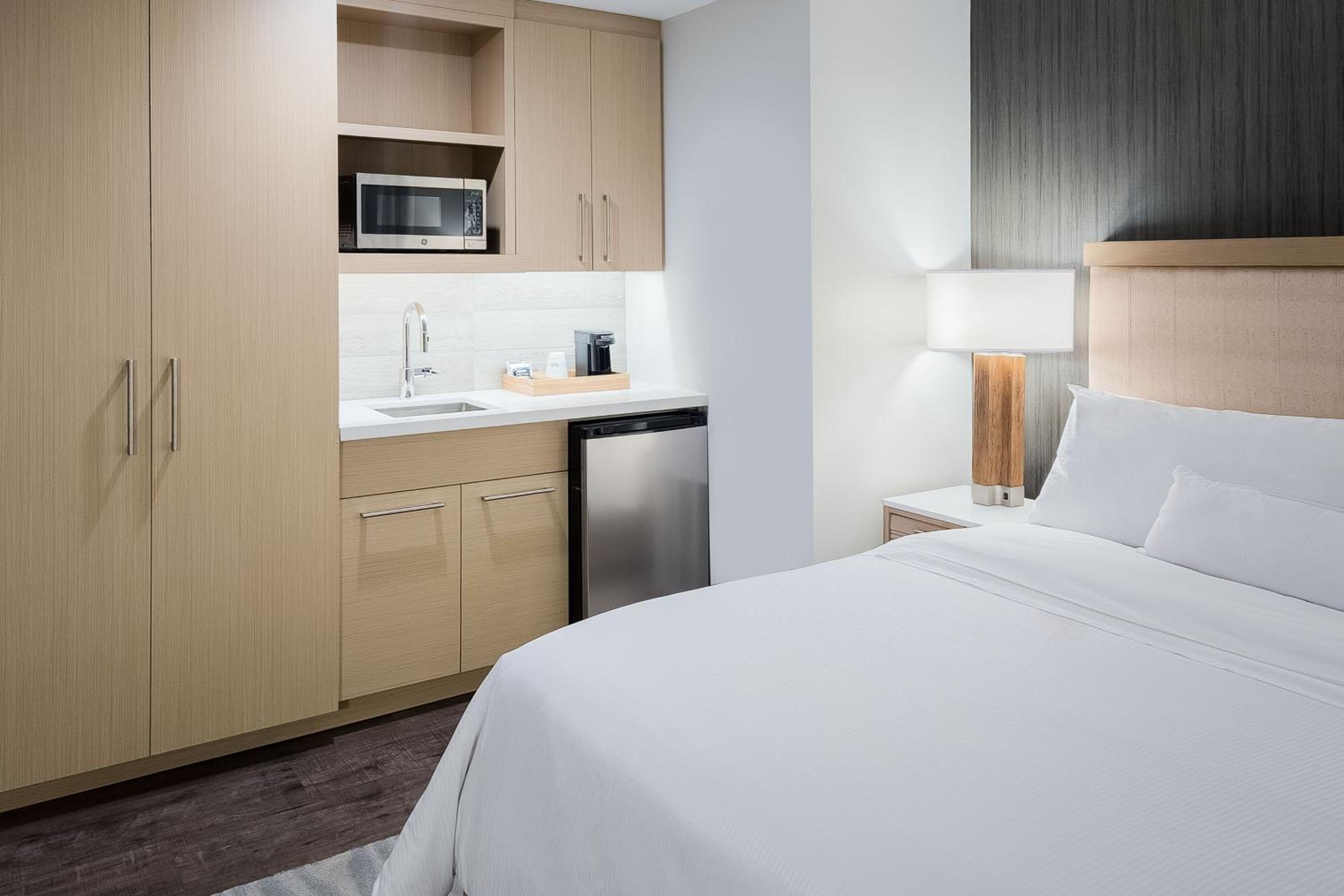Standard, King Bed