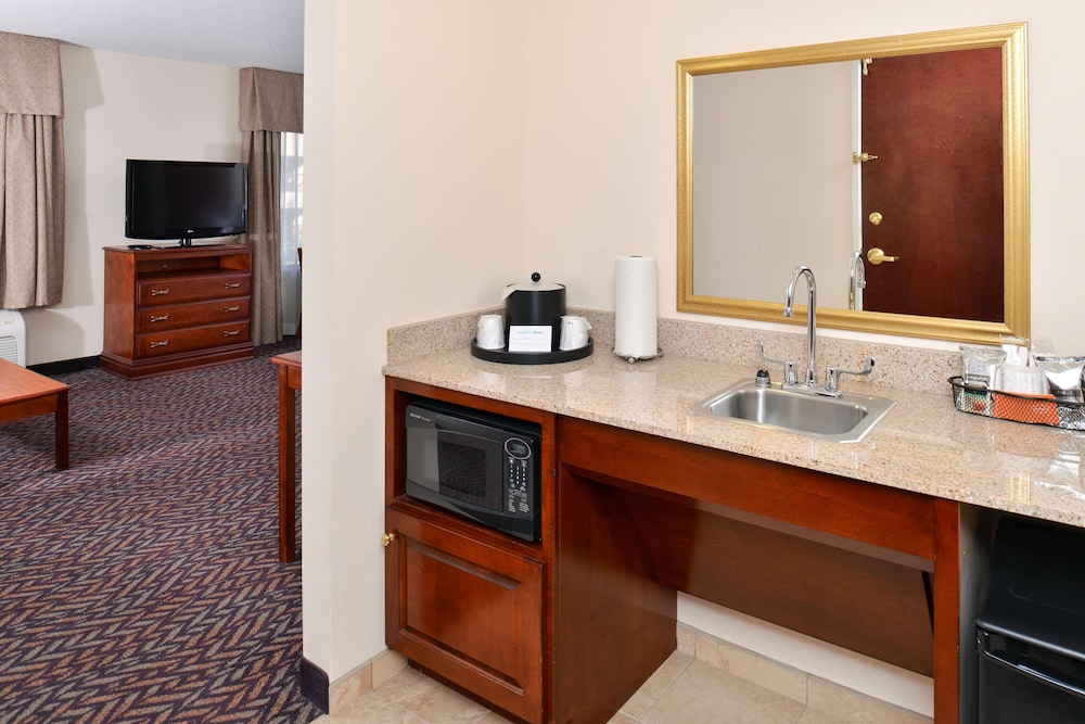 Hampton Inn Suites Dayton Vandalia 45/68
