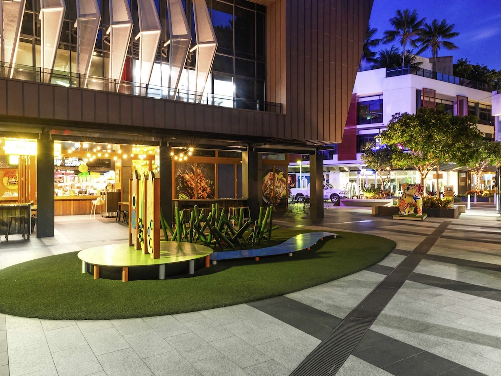 Peppers Broadbeach 4/68