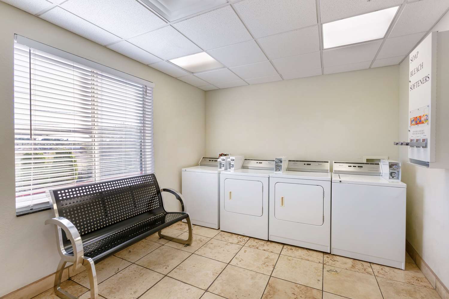 Best Western Sonora Inn & Suites 6/28