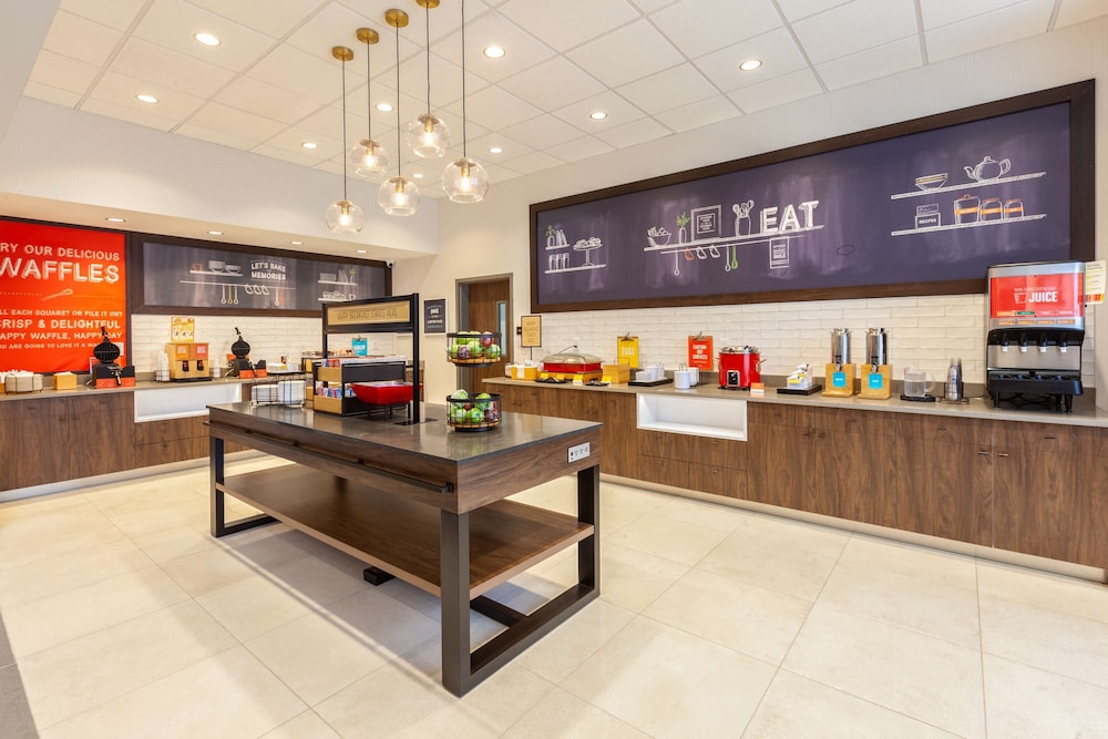 Lobby at Hampton Inn Bloomfield Hills Detroit, MI, BLOOMFIELD HILLS - MI