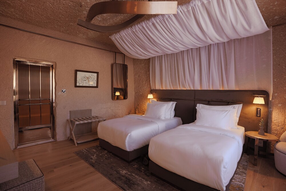 Alfina Cave Hotel 8/50