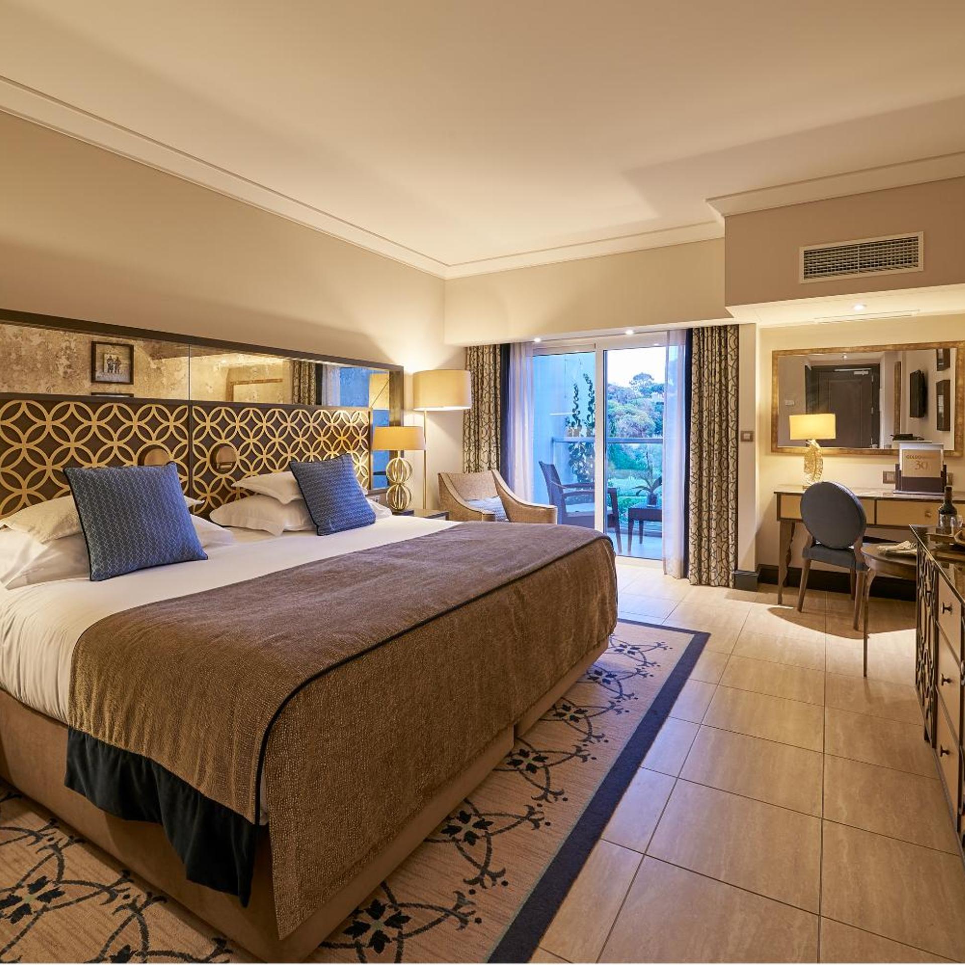 Premium, Double Bed, Golf Course View