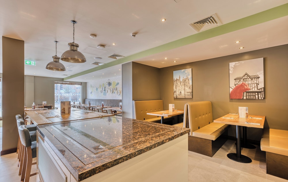 Premier Inn Hereford City Centre (Old Market) 23/41