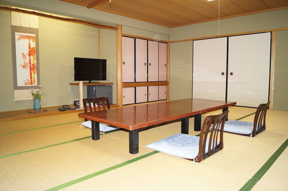 Yoshinoso Yukawaya 50/65