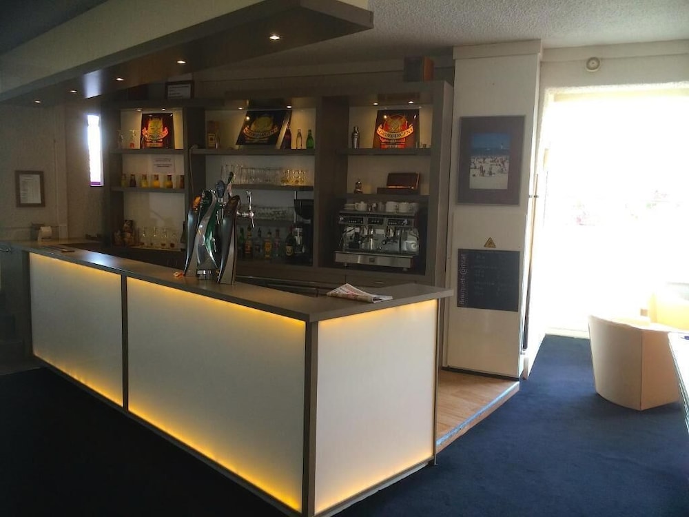 Premiere Classe Calais Centre - Gare 6/28