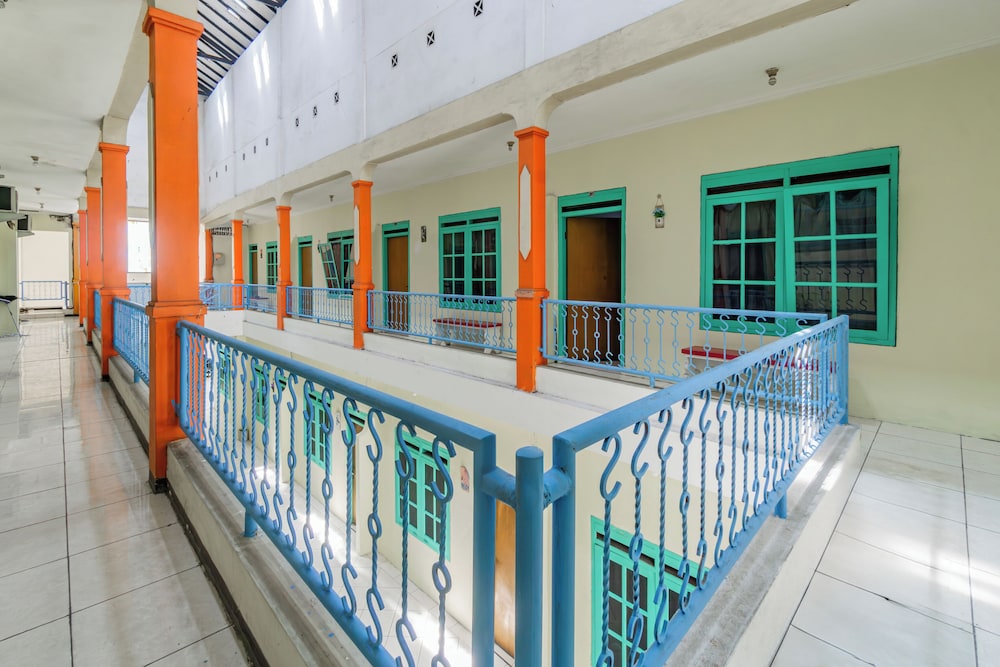 Hotel O Arjosari Near Plaza Araya Formerly Hotel Nugraha photo2