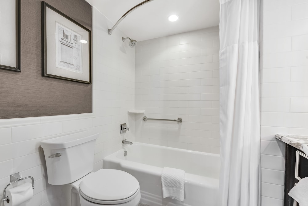 Le Meridien Washington, D.C., The Madison 14/77