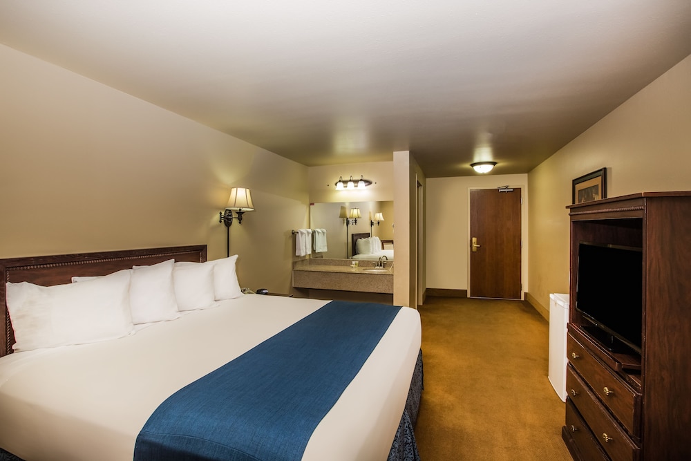 First Gold Hotel Suites Gaming 12/58