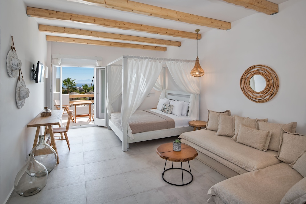 Casa Vitae Suites 42/60