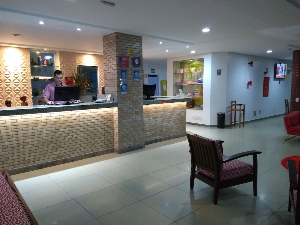 Simas Praia Hotel 8/65