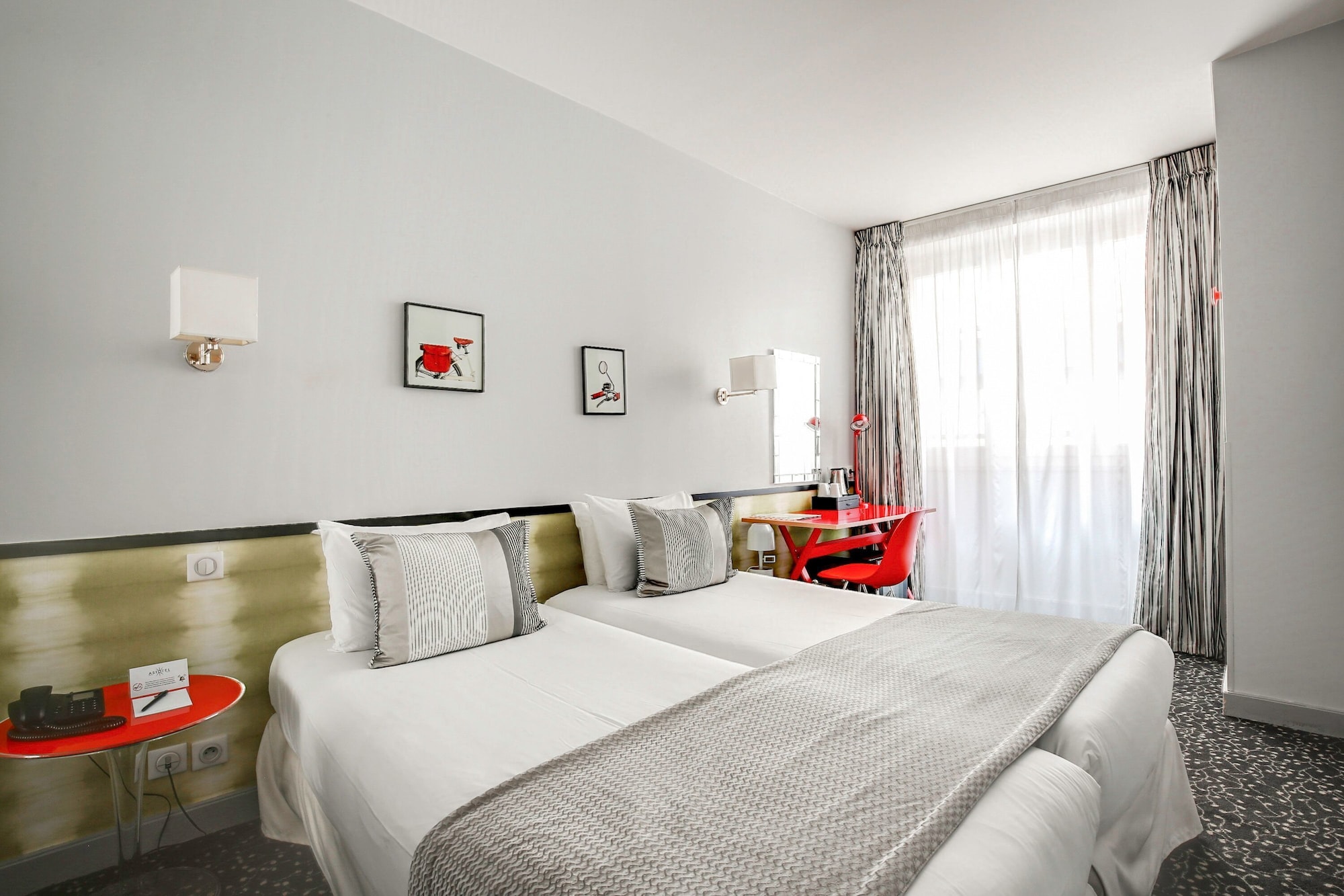 2 ROOMS, FAMILY