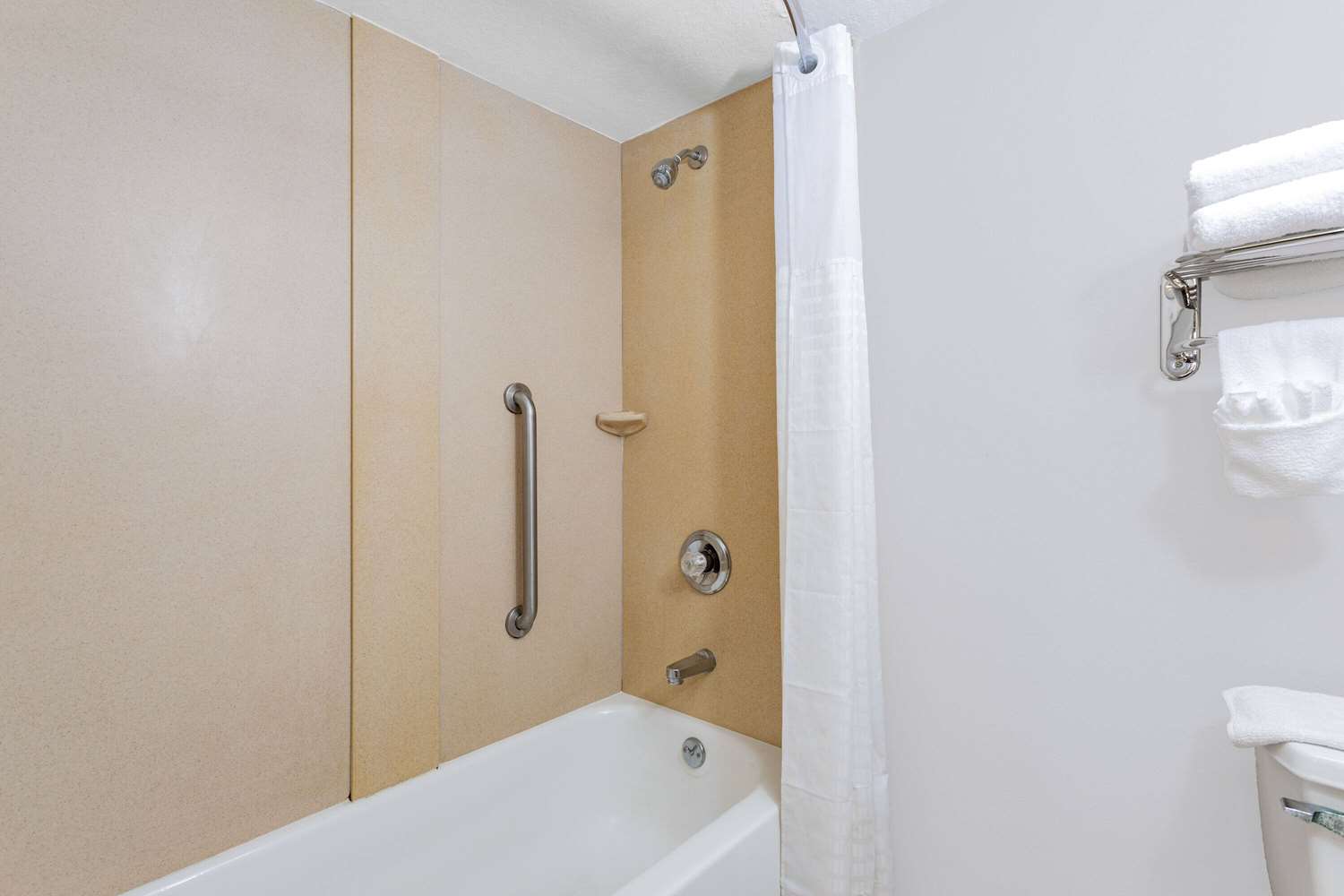 Days Inn N Orlando Casselberry 45/49
