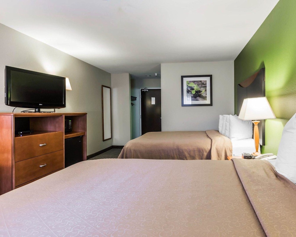 Quality Inn and Suites Birmingham Highway 280 10/46