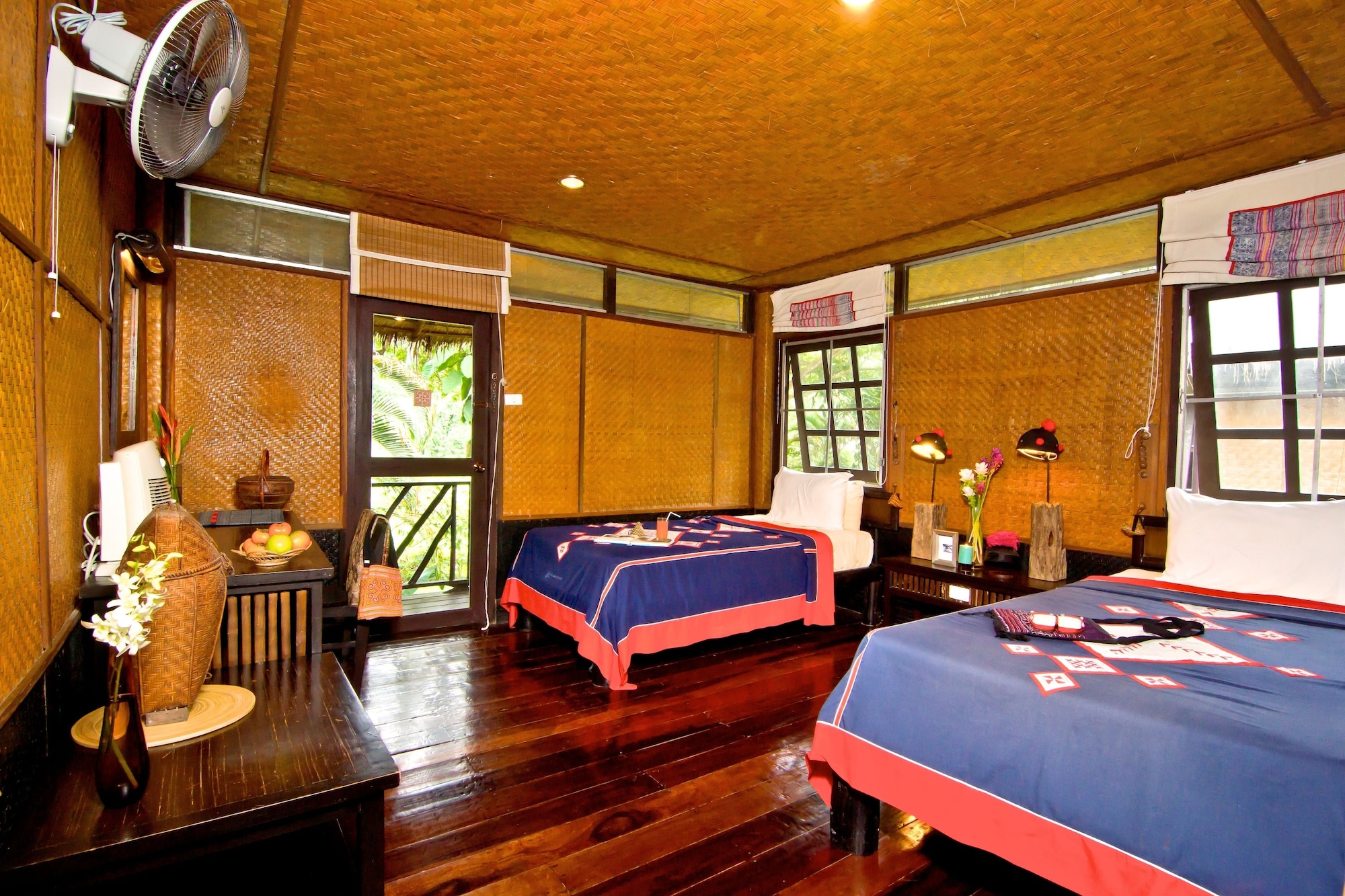 STANDARD, TWIN BEDS