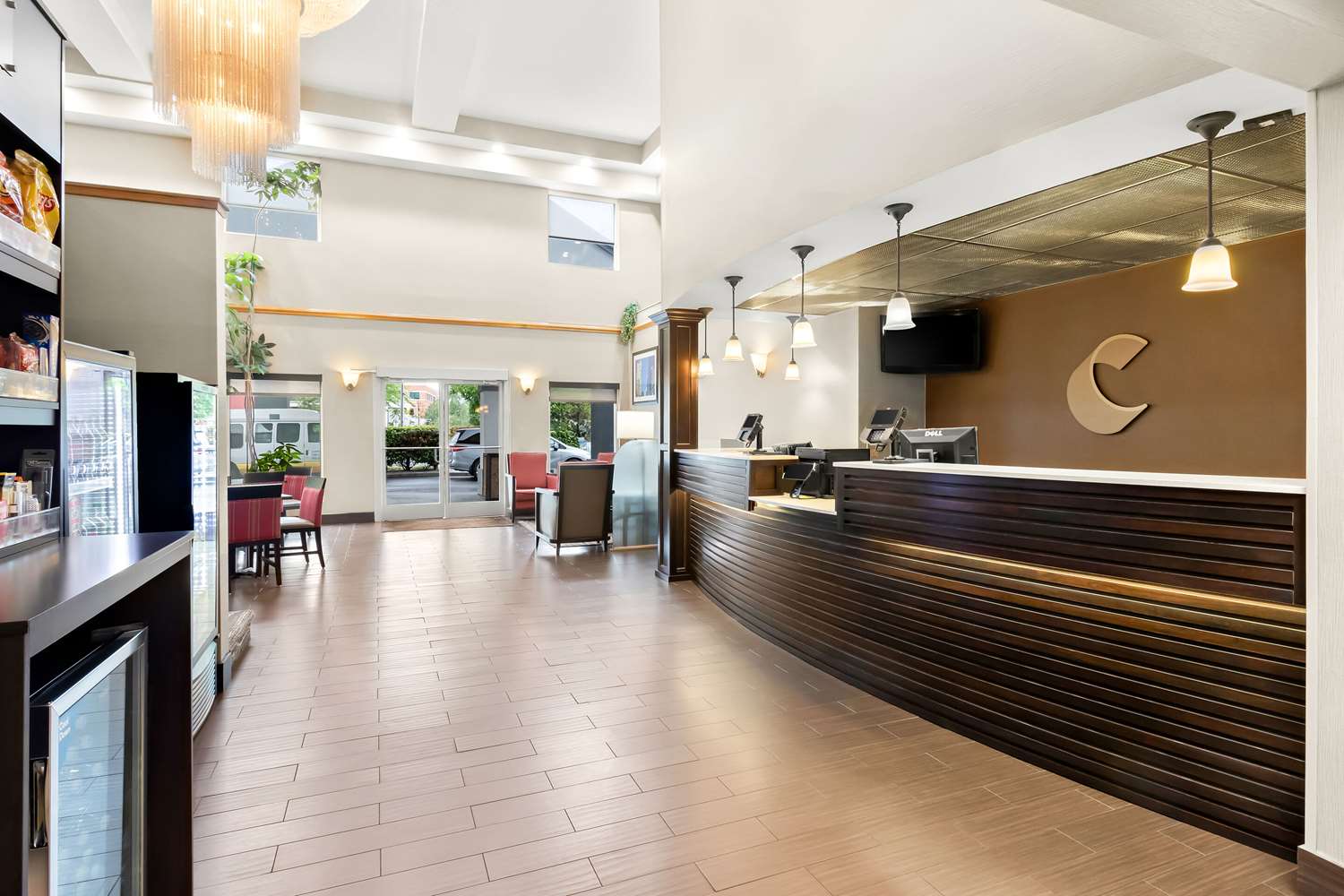 Comfort Suites Portland Airport 8/39