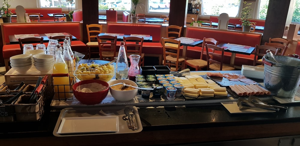 Ibis La Ciotat 56/74