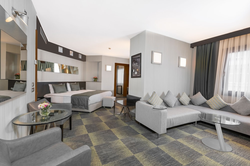 Point Hotel Taksim 51/68