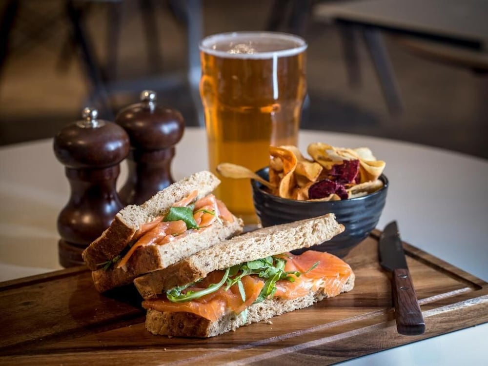 The Goodwood Park 37/50