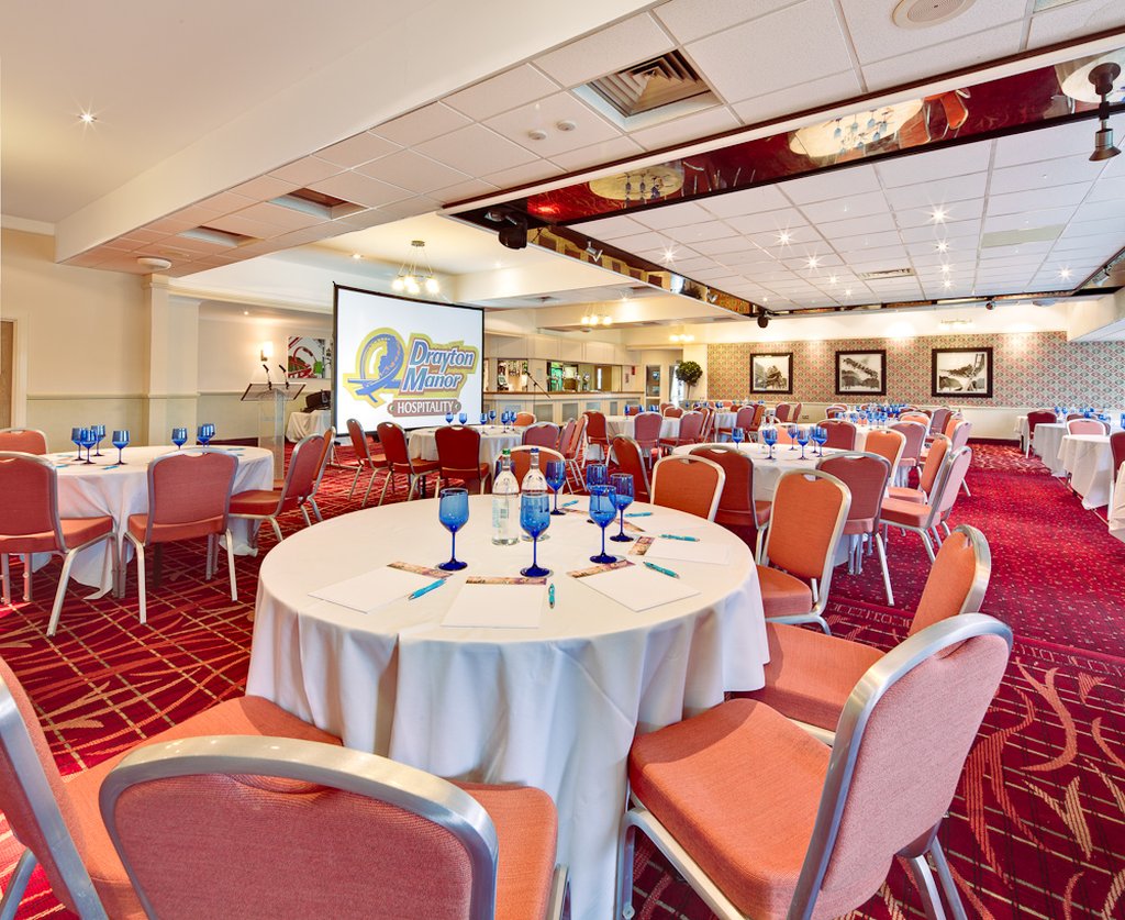 Drayton Manor Hotel 13/20
