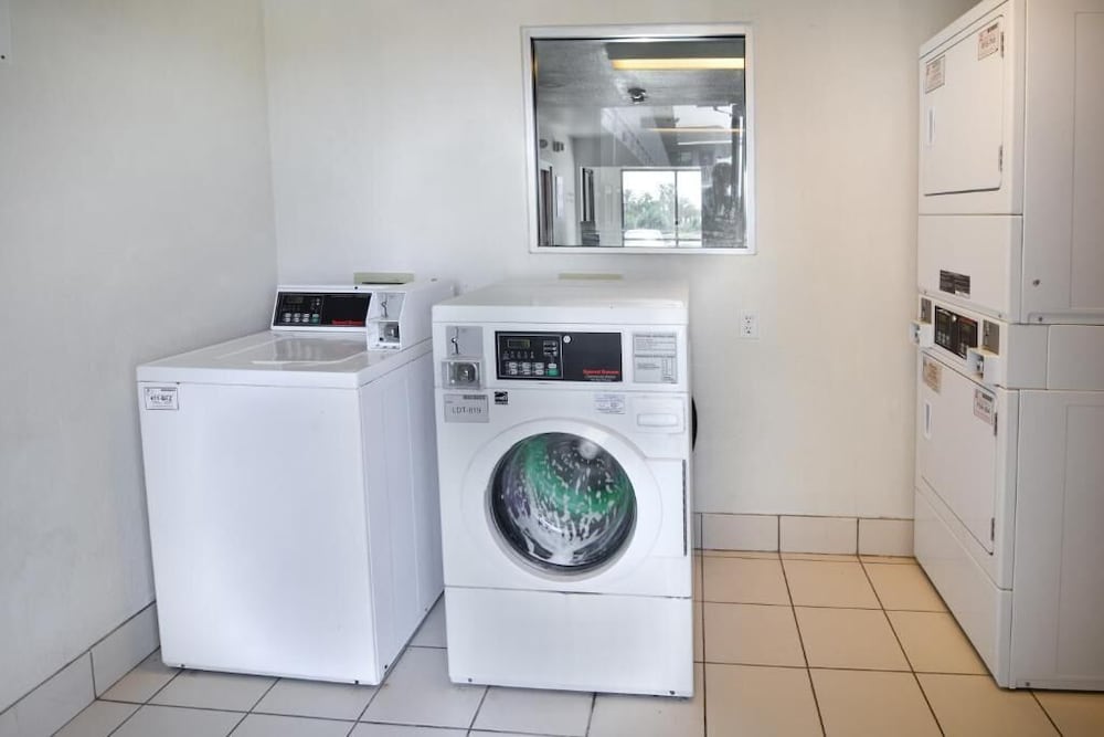 Motel6 Galveston, TX 18/59