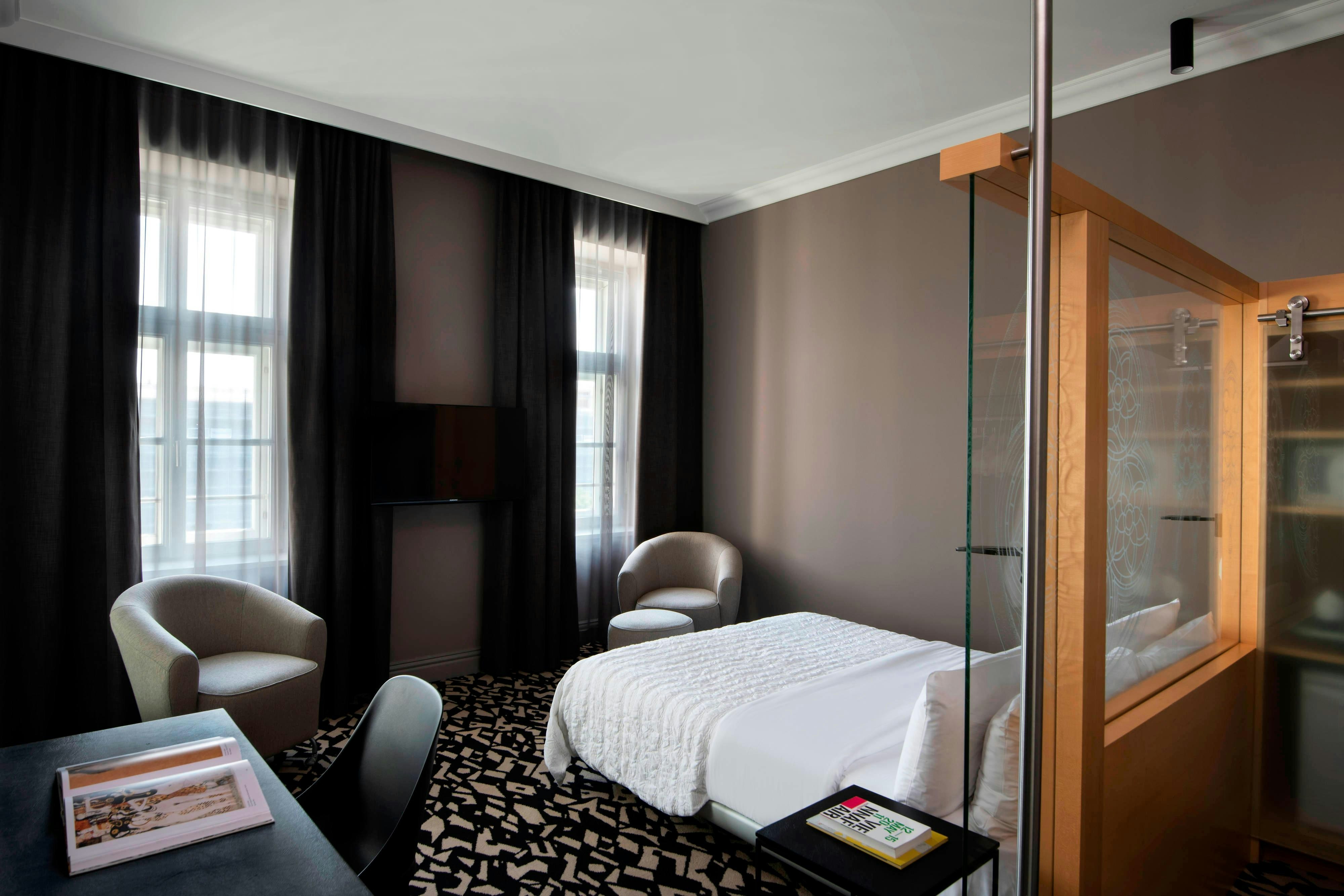 Le Meridien Vienna 24/80