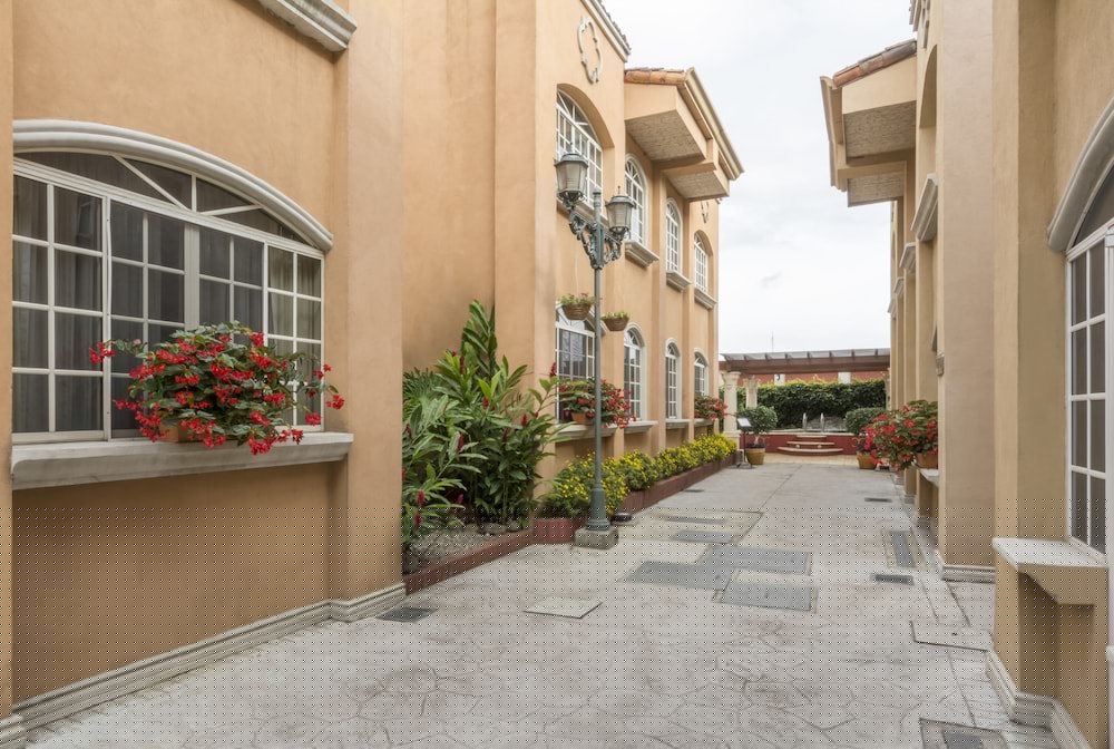 Casa Conde Hotel Suite 11/30