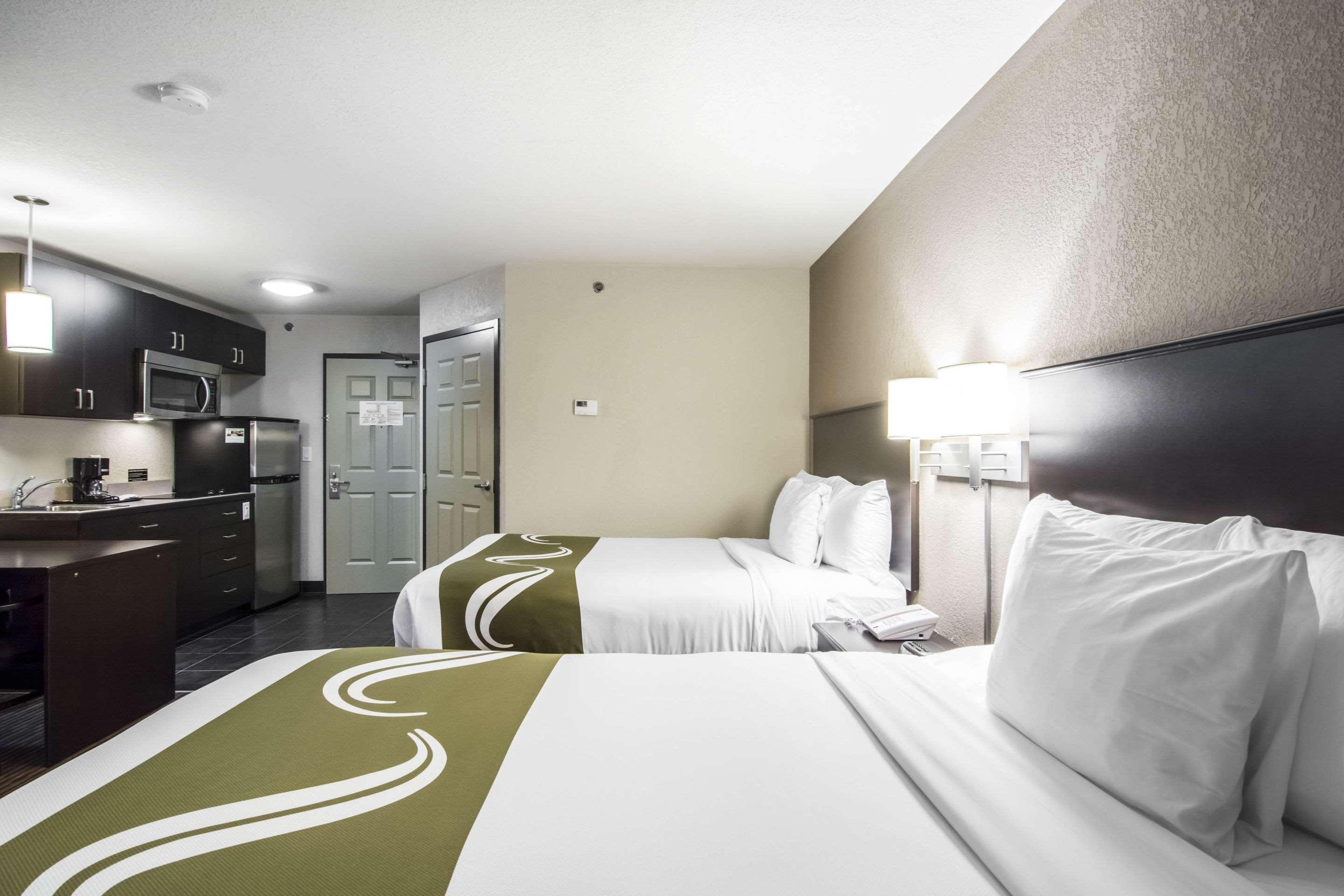 Efficiency, 2 Queen Beds