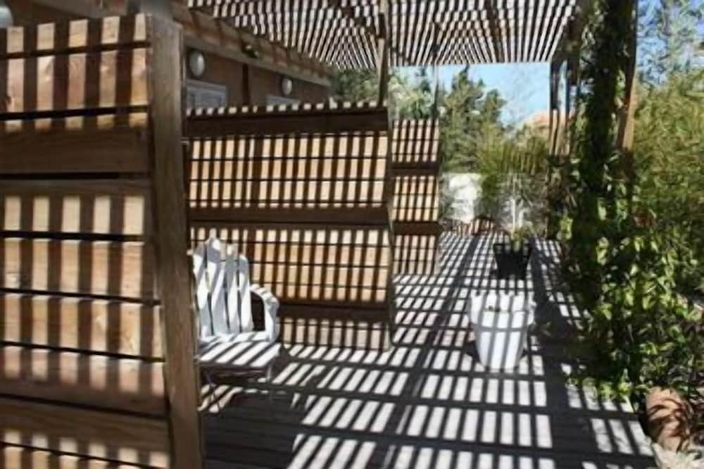 HOTEL L'ESCALE COTE PORT 4/42