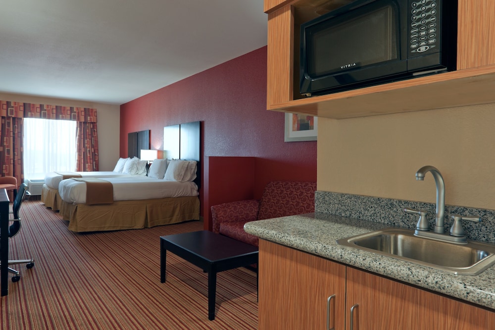 Holiday Inn Express And Suites Winona North 57/68