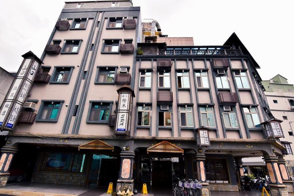 ShanKou Hotspring Hotel 2/53