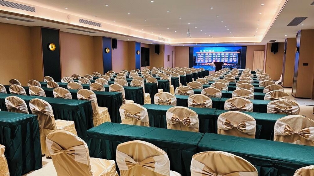 Orange Hotel Guilin Yangshuo West Street Branch 32/50