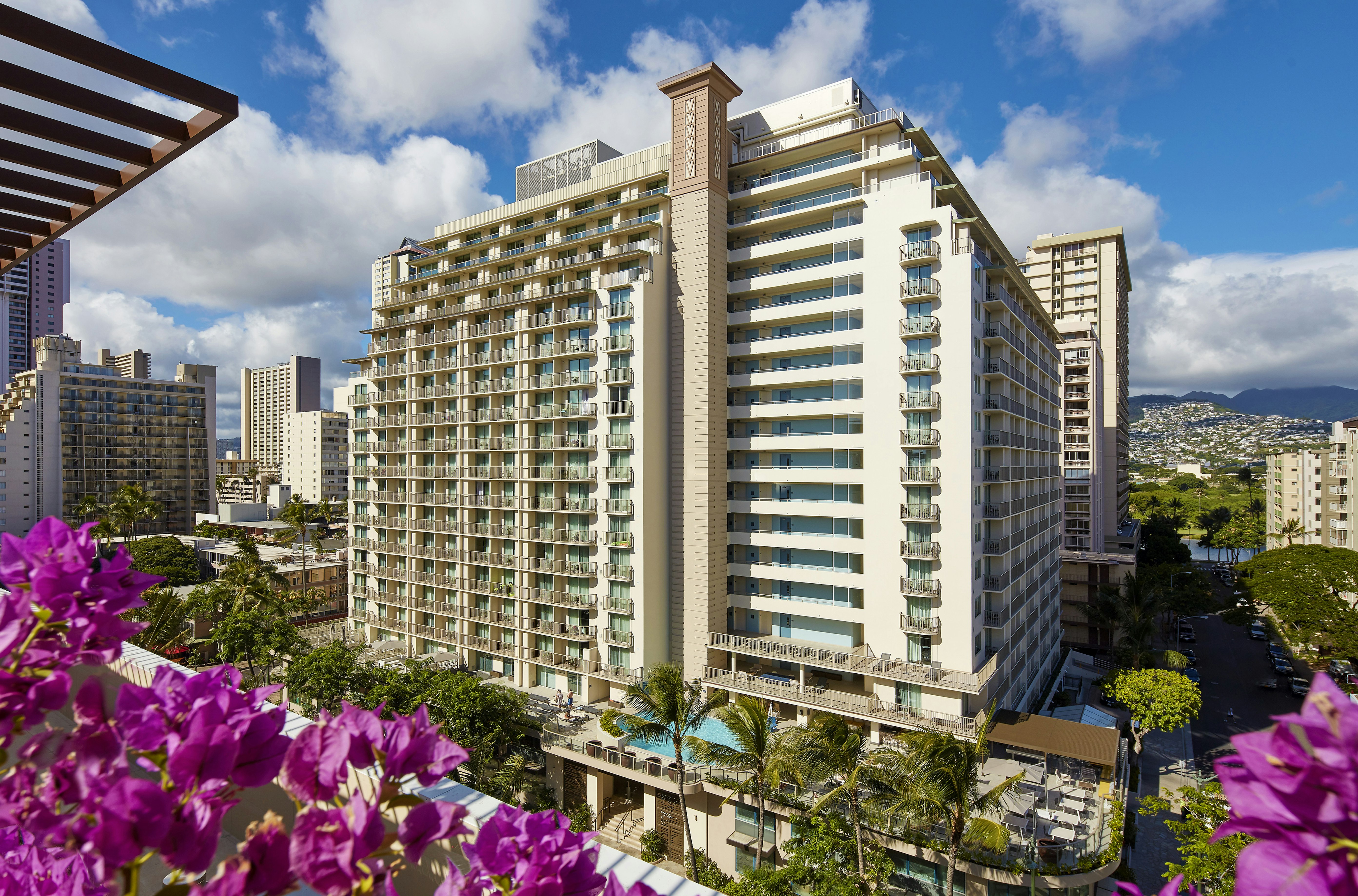 Hilton Garden Inn Waikiki Beach in HONOLULU - HI