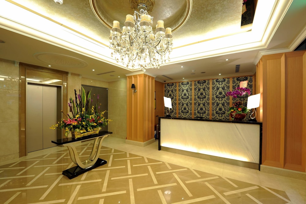 MRT Hotel 7/59